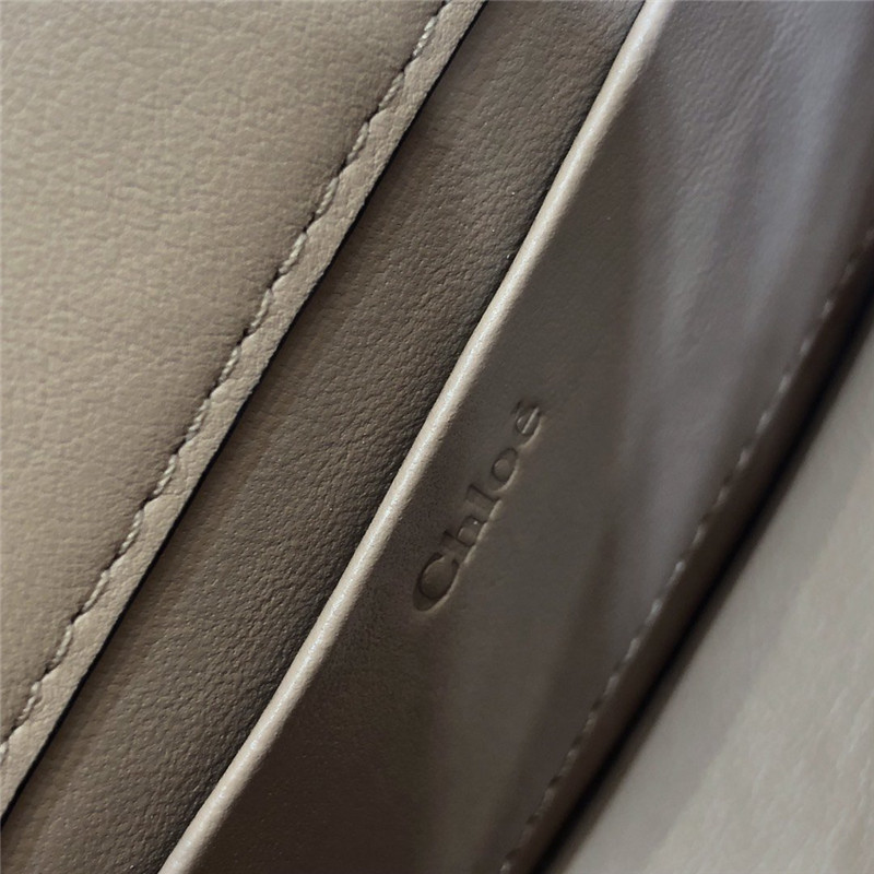 chloe nile minaudiere biscotti beige bag - Image 4