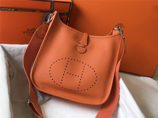 HERMES Evelyne 28 Women Bag