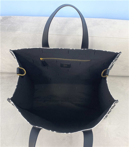 fendi shopping bag logo - Image 4