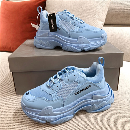 Balenciaga Triple S Sneaker for Women - Image 3