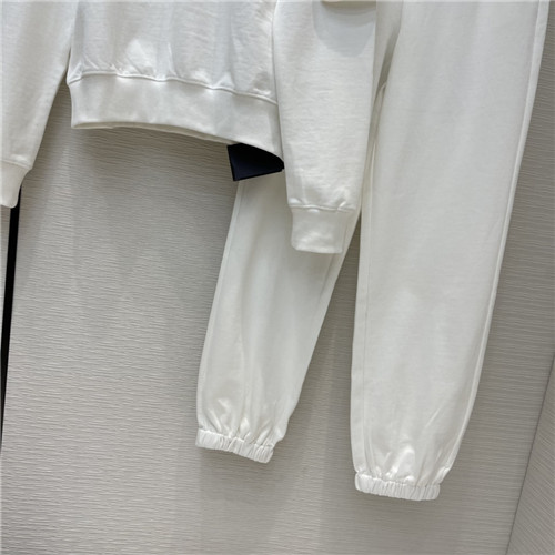 Prada sports suit - Image 9