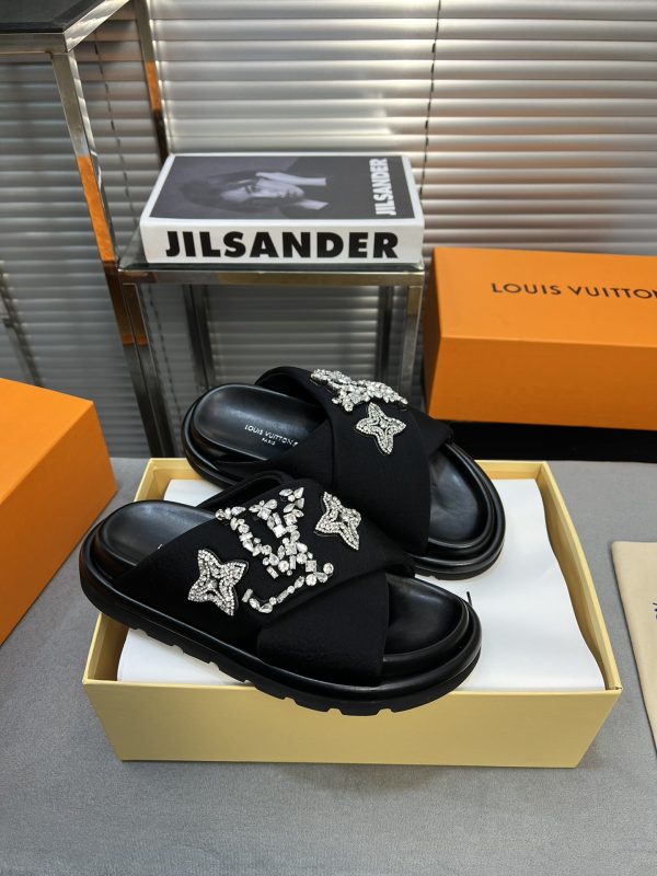 Louis Vuitton new Velcro platform bread slippers A