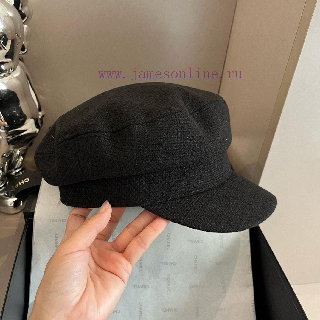 PRADA's new canvas duckbill military cap, black and white, with a head circumference of 57cmhovqvua3 - Image 2