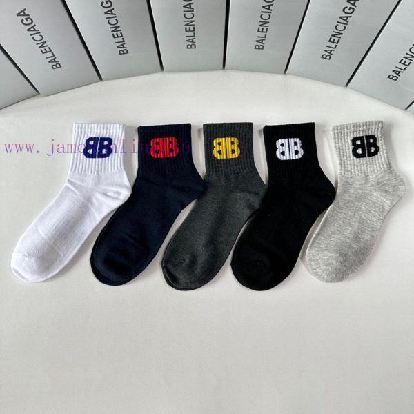 PackagingBalenciaga's new classic mid to long stacked socks, a box of five pairs, synchroniz9i5afkxw