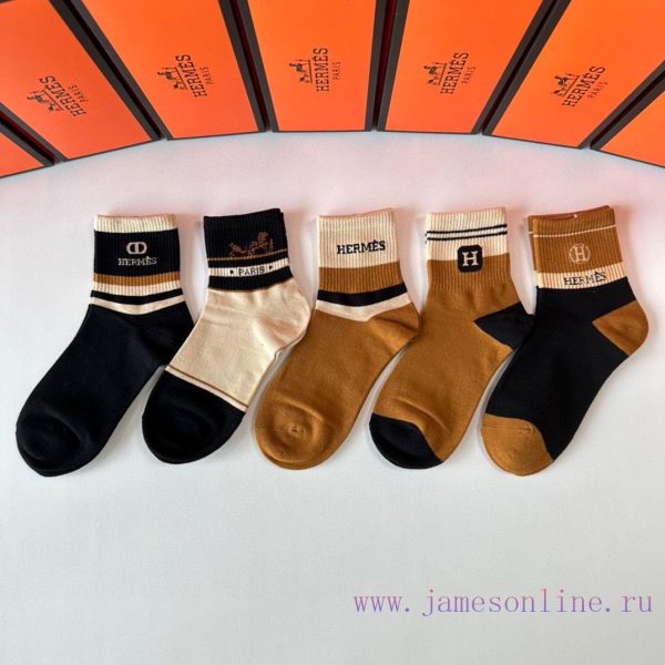 PackagingHermes new mid to long stacked socks, one box of five pairs, synchronized tube sockena6mn0v