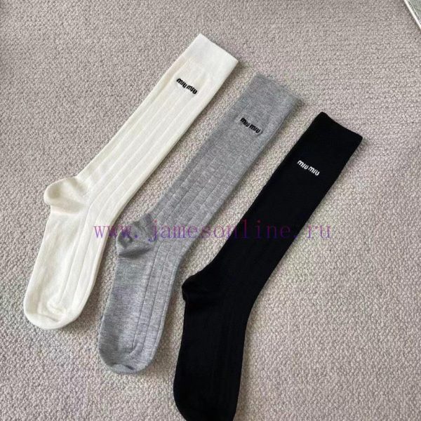 PackagingMiuMiu popular item shipped new wool double needle embroidery calf socks pile socksenpt0z1e