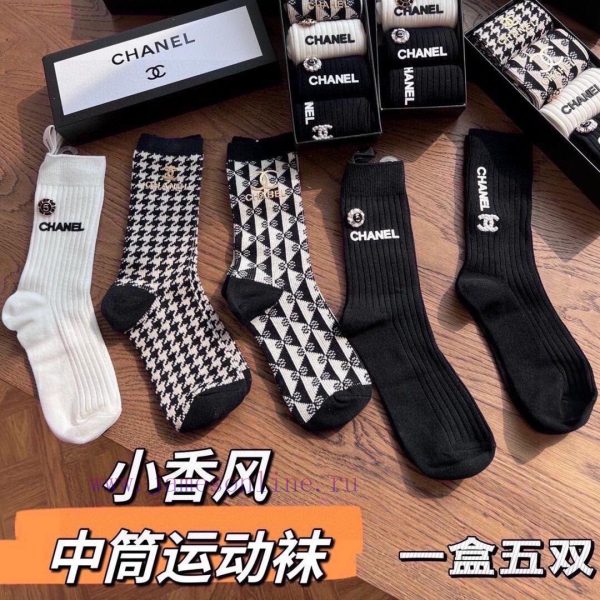 Comes with a box of five pairs of Chanel hot full network Chanel mid tube socks, Chanel styln7npmvlc