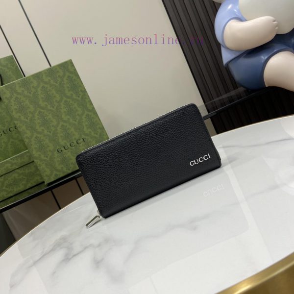 Gucci Adorned with Gucci logo, this men's collection features a fully zippered wallet with c g5p3q4yo