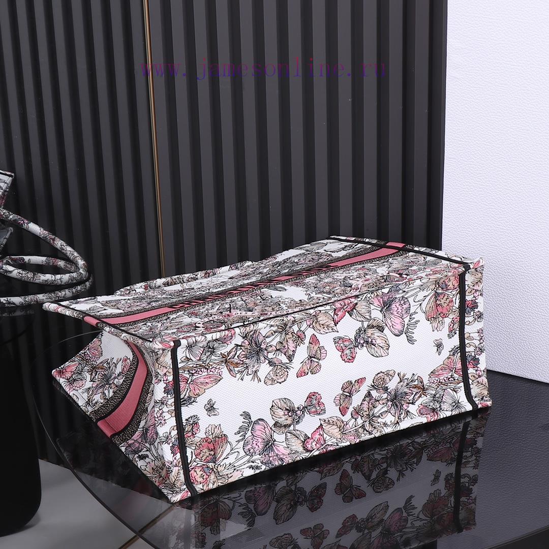 Large size spot goodsTote's latest butterfly series ?, The Dior shopping bag is elegant and 8165mhaq - Image 9
