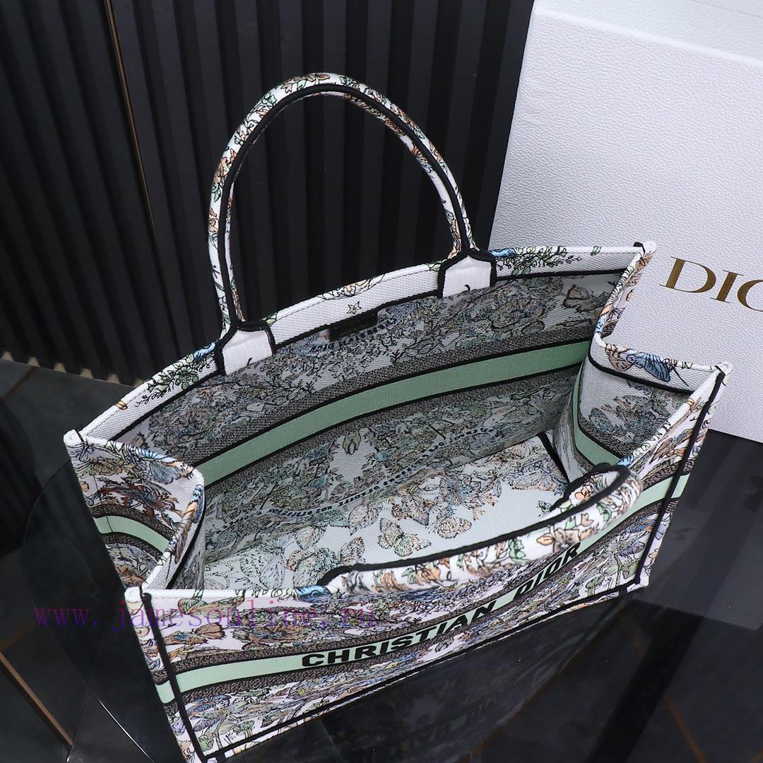 Large size spot goodsDior Tote's latest Christmas limited edition collection ?, Elegant and v0wqrh4p - Image 6