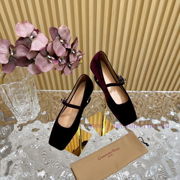 Gianvit Ross 2024 Early Spring Synchronized New Mary Jane Velvet Single Shoe is a delicate yhnfmuyac