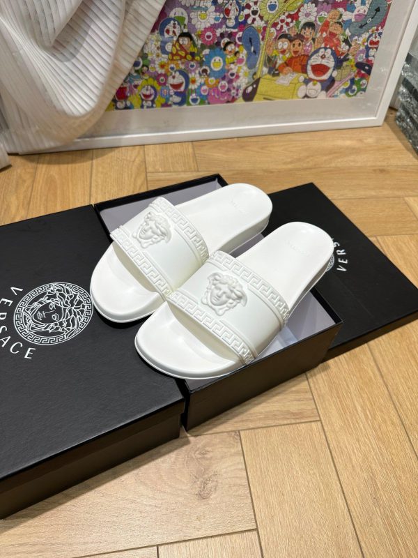 2024 Early Spring/Summer New Versace Men's Shoes Original Reproduction High end Men's Casualy7qdlw8r