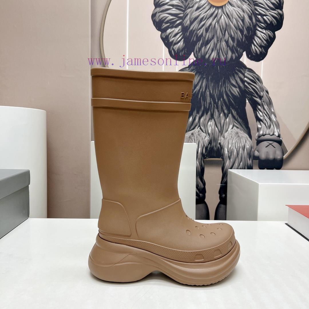 Top tierBALENCIAGA Paris Home 2023 vs Autumn/Winter New Rain Boots CollectionSponge cake thilou7rju6 - Image 6