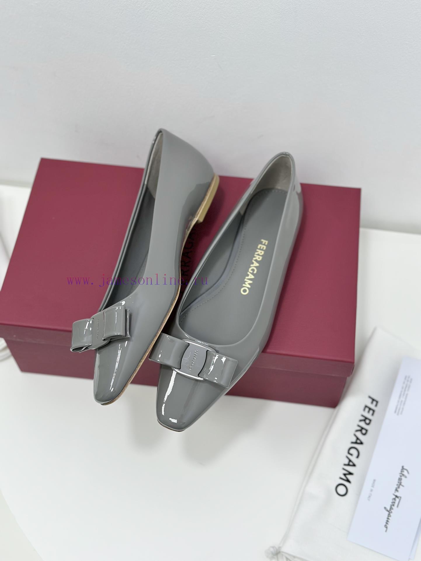 SF salvatore Ferraga * o Ferragamo's new vara patent leather bow small square toe single sho7u70y6yn - Image 5