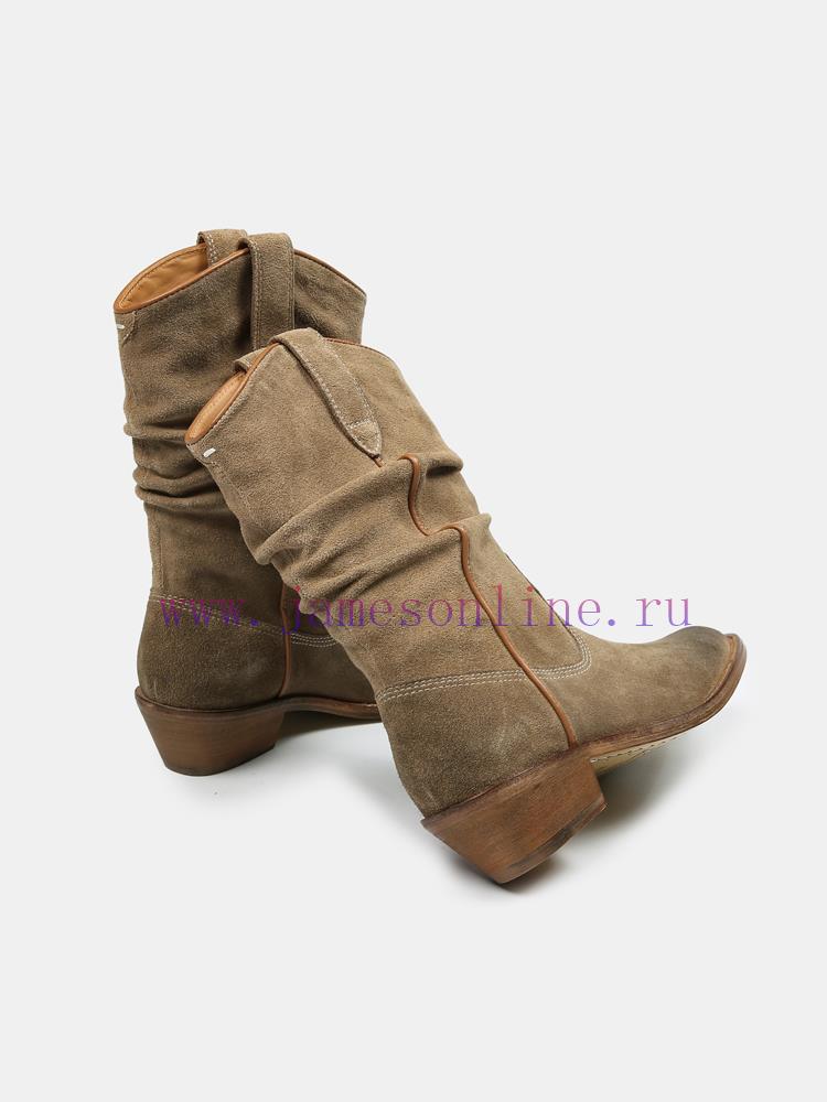 Maison Margiela's new split toe short boots for early spring 24, created one-on-one from theyjj1nh20 - Image 7