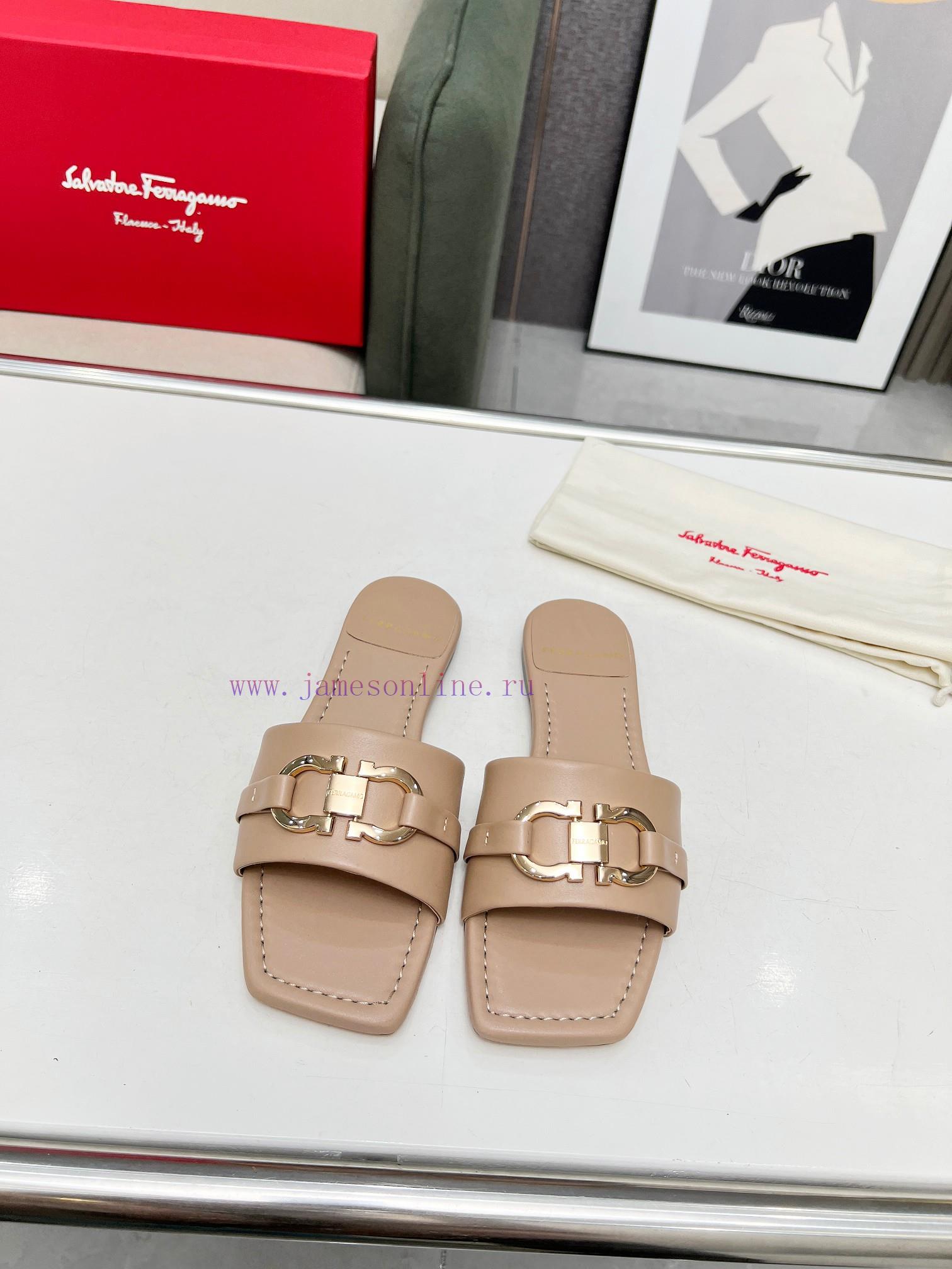 The 2024 non Lagamu new slippers are making a big splash. The original version has beautiful596k4p0o - Image 2