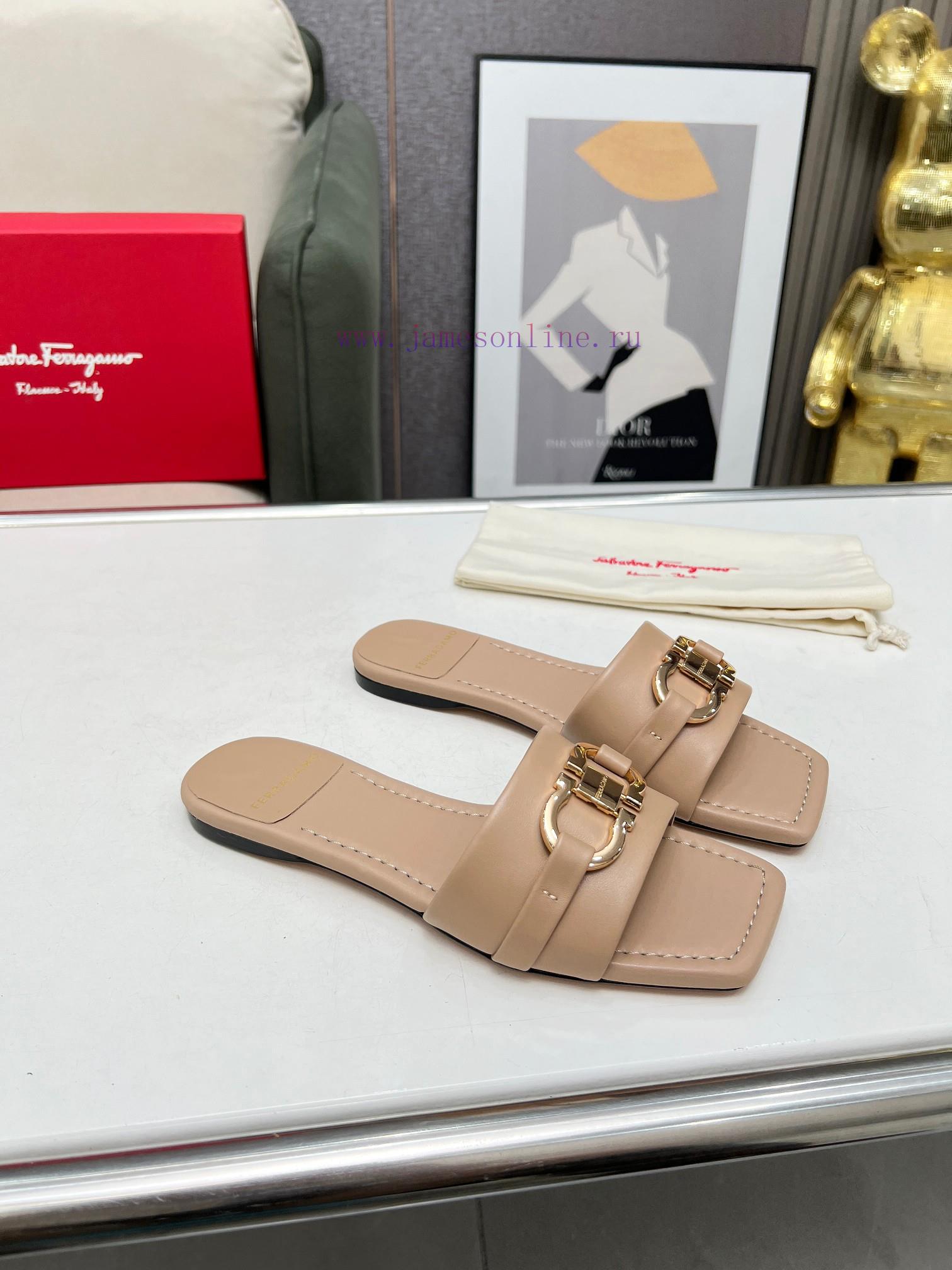 The 2024 non Lagamu new slippers are making a big splash. The original version has beautiful596k4p0o - Image 3