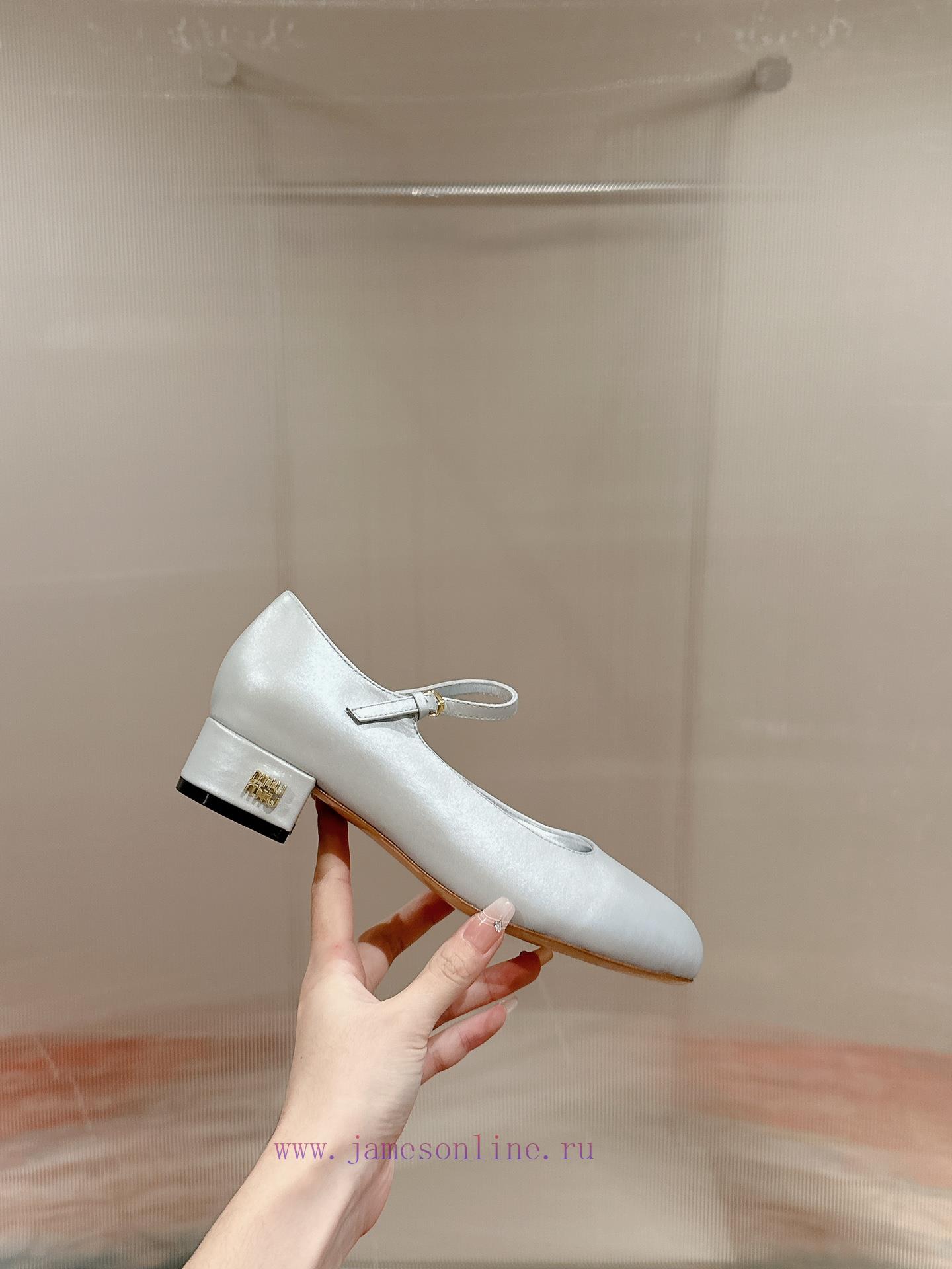 ️ Miu Miu 24 Early Spring Edition Upgraded Craftsmanship to Create Exquisite Products, Decovtom2nck - Image 3