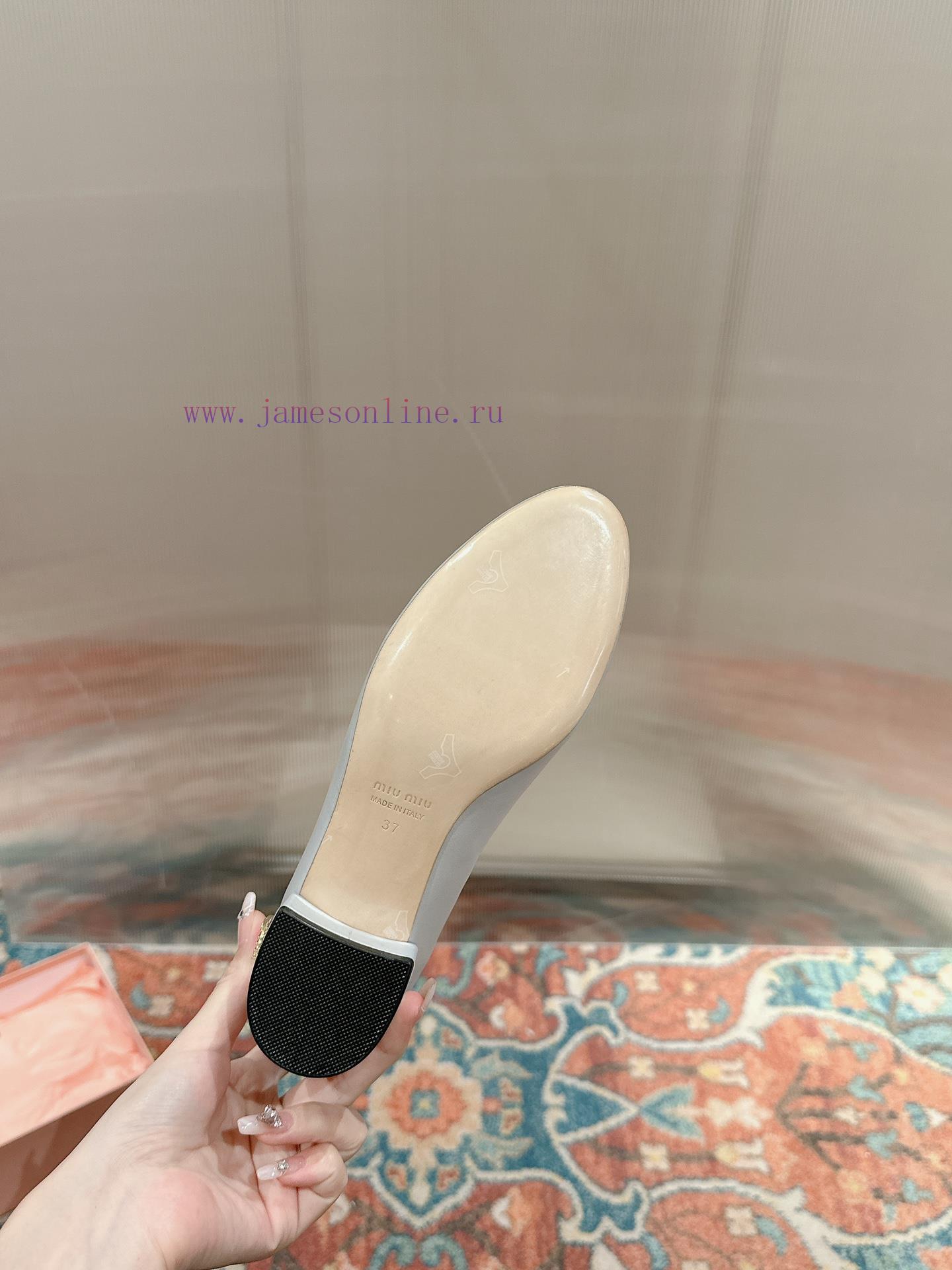️ Miu Miu 24 Early Spring Edition Upgraded Craftsmanship to Create Exquisite Products, Decovtom2nck - Image 9