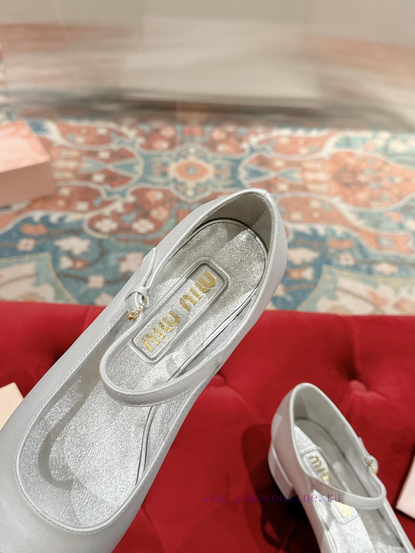️ Miu Miu 24 Early Spring Edition Upgraded Craftsmanship to Create Exquisite Products, Decovtom2nck - Image 10