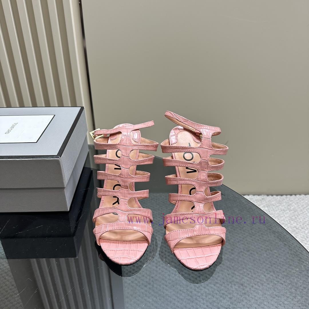 The mostIns hot series, Tomford metal texture decoration with empty high heels2024 Milan Fashqdrh8fw - Image 3