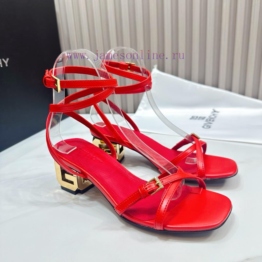 2024 SSS launches GIVENCHY spring/summer collection - the brand's iconic retro elegance cont2yzuiqbw - Image 5