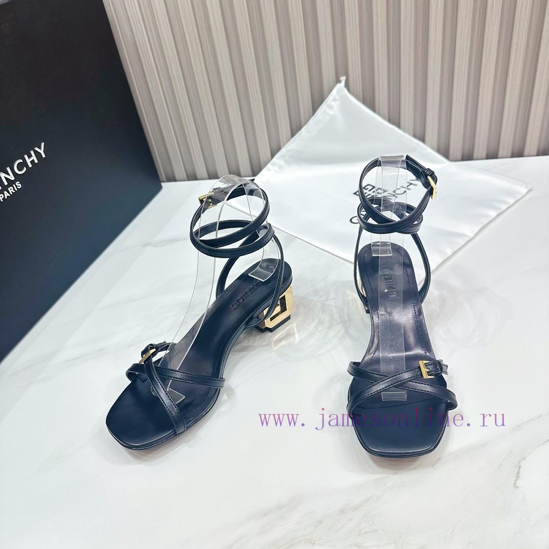 2024 SSS launches GIVENCHY spring/summer collection - the brand's iconic retro elegance cont8wp7ygks - Image 4