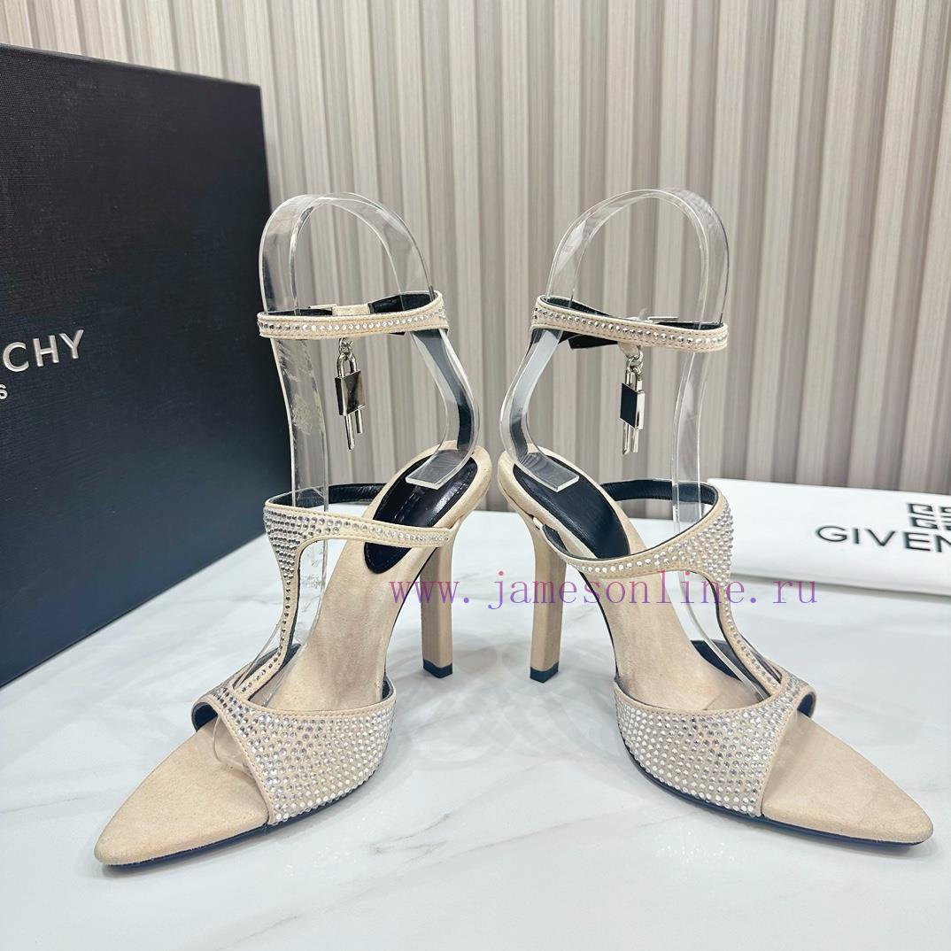 2024 SSS launches GIVENCHY spring/summer collection - the brand's iconic retro elegance conth0yzppe6 - Image 7