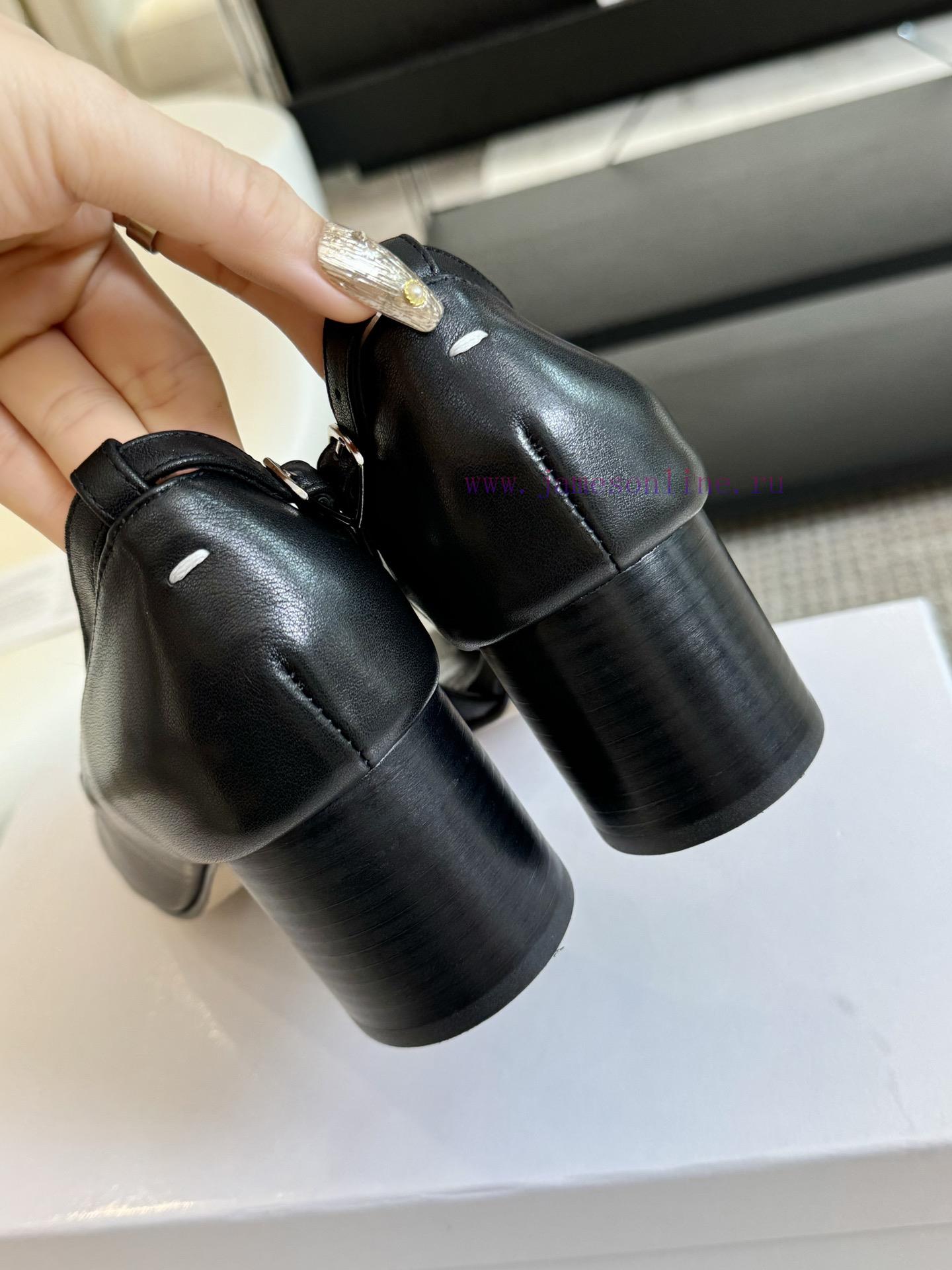 Maison Margiela MM6 Tabi Split Toe Shoes 2024 New Product Best Buyer Purchasing 11 Perfect Rrgwnwivg - Image 9