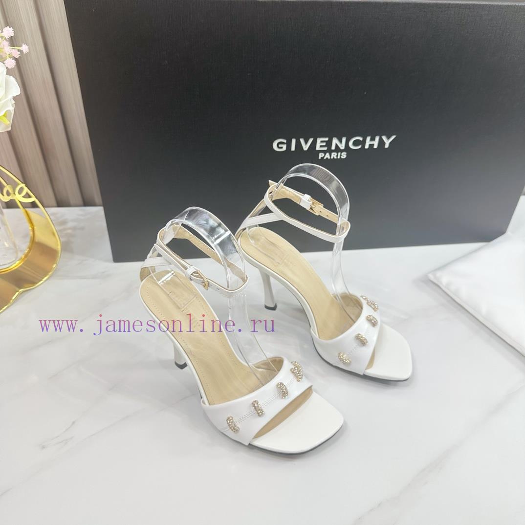 2024 SSS launches GIVENCHY spring/summer collection - the brand's iconic retro elegance cont4tjlfd5x - Image 2