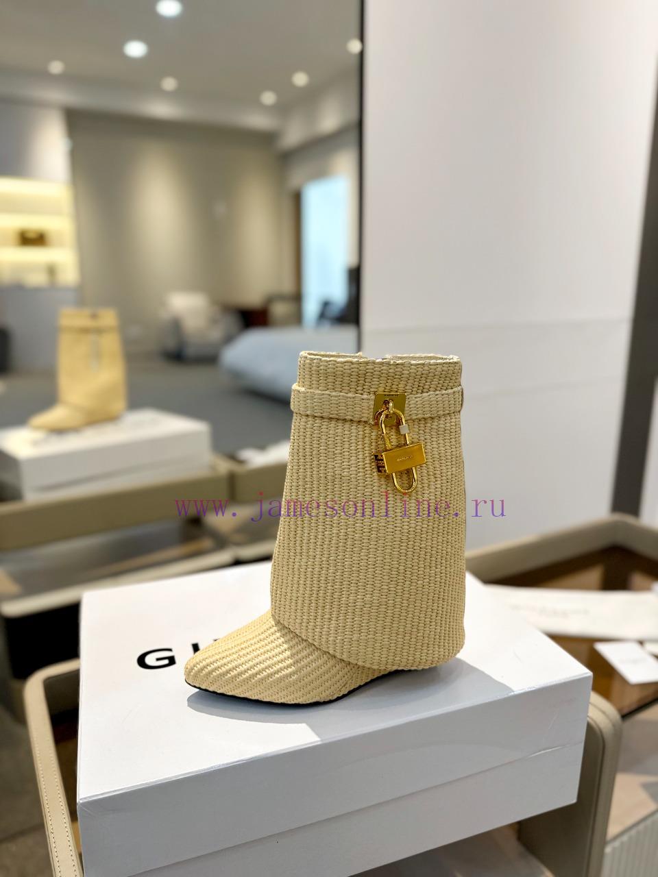 Price "Authentic customizationGIVENCHY0/????? New high-heeled short boots, the latest in theqsl49kvz - Image 2