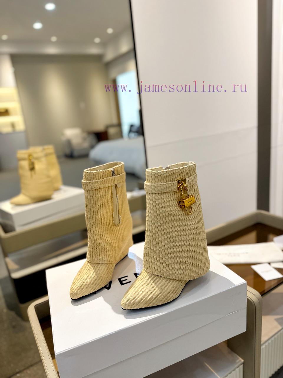 Price "Authentic customizationGIVENCHY0/????? New high-heeled short boots, the latest in theqsl49kvz - Image 4