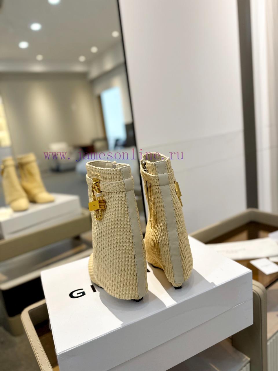 Price "Authentic customizationGIVENCHY0/????? New high-heeled short boots, the latest in theqsl49kvz - Image 8