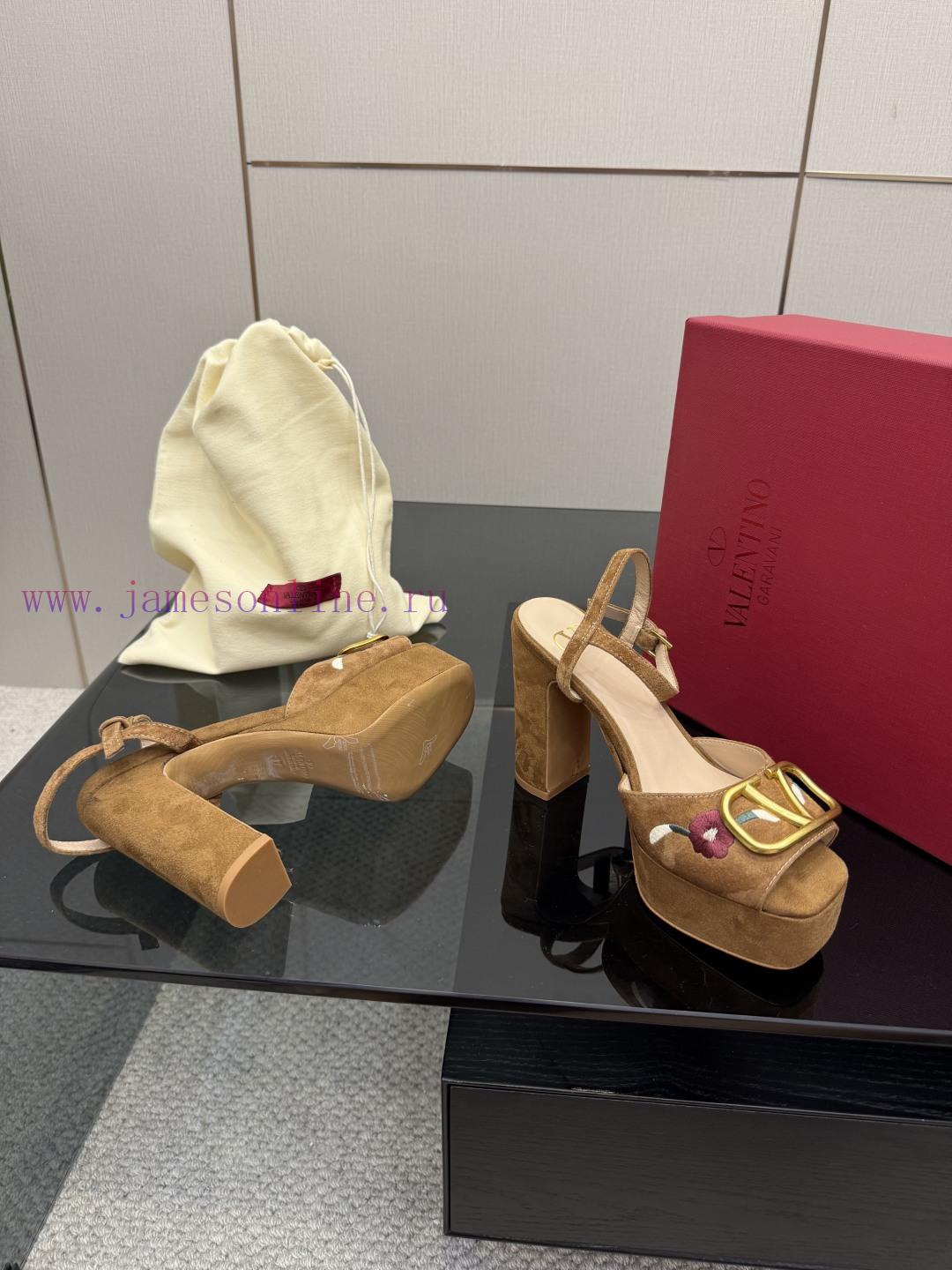 γκαλερι ντε μποτε αρωματα | 2025 Latest Water Platform SandalsThis Women's Open Toed Sandal Showcases Brand Heritage And Sh hzik10mz | δερμα νουμπουκ σε παπουτσια - Image 6