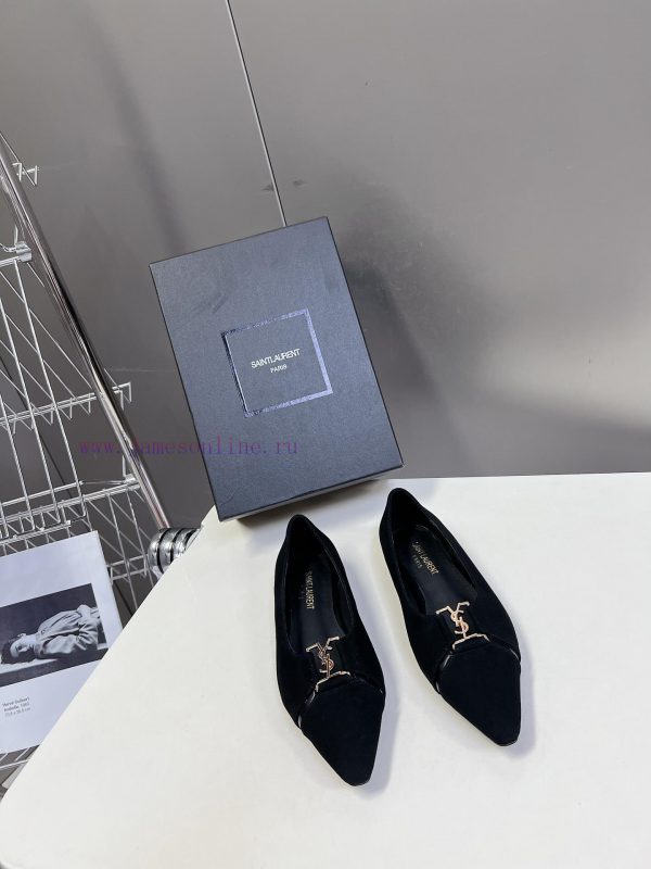 ugg πεδιλα z mall | SAIN * LAURENT's New Spring And Summer Collection Has Been Released Featuring Pointed And Sexy ccpq45p1 | γυναικεία δερμάτινα μποτάκια alexander krist