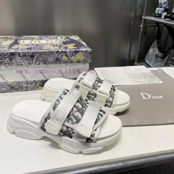 γυναικεια πεδιλα ψηλα χρυσα | Dior Slippers 2024 New Classic Style Purchasing Grade Quality  Popular Foreign Thick Soled San xllk87zm | angle μποτακια