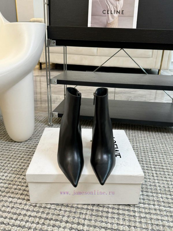 γαλοτσεσ γυναικειεσ | Loewe 2024 New Autumn/Winter Fashion Show Balloon And Short Boots ️ Artwork Worn On The Feet Wi ewy86v6o | εργοστασιο τακουνιων