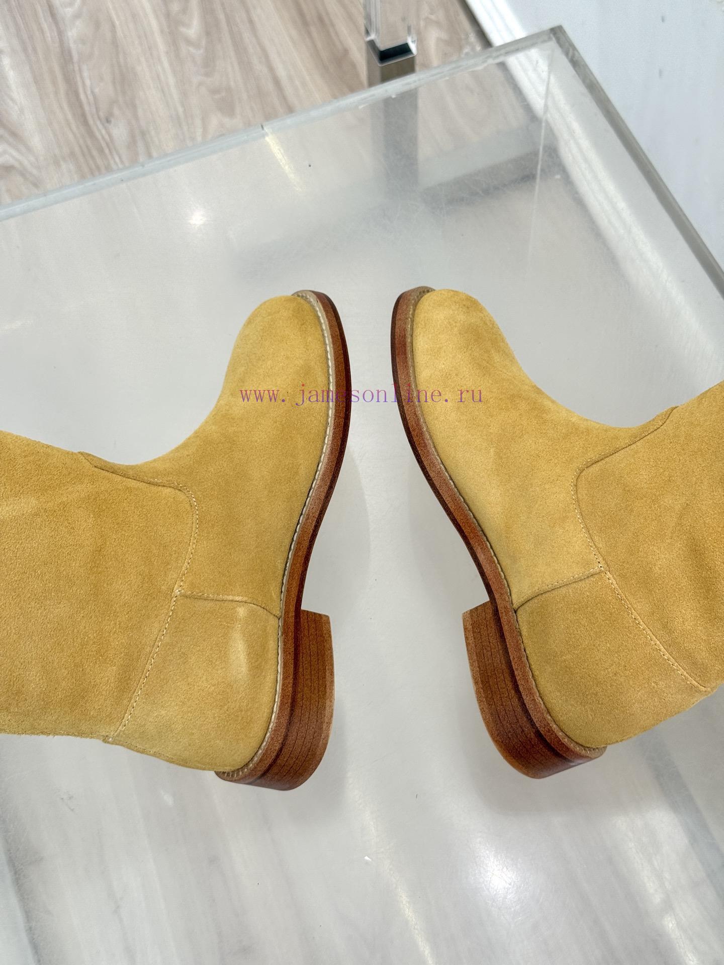 πέδιλα clipart | Short Boots And Long Boots 560Chanel | Chanel 25B Autumn/Winter New Product Clover Double CChai 1mdqno04 | παντοφλεσ σπιτιου νυφης - Image 9
