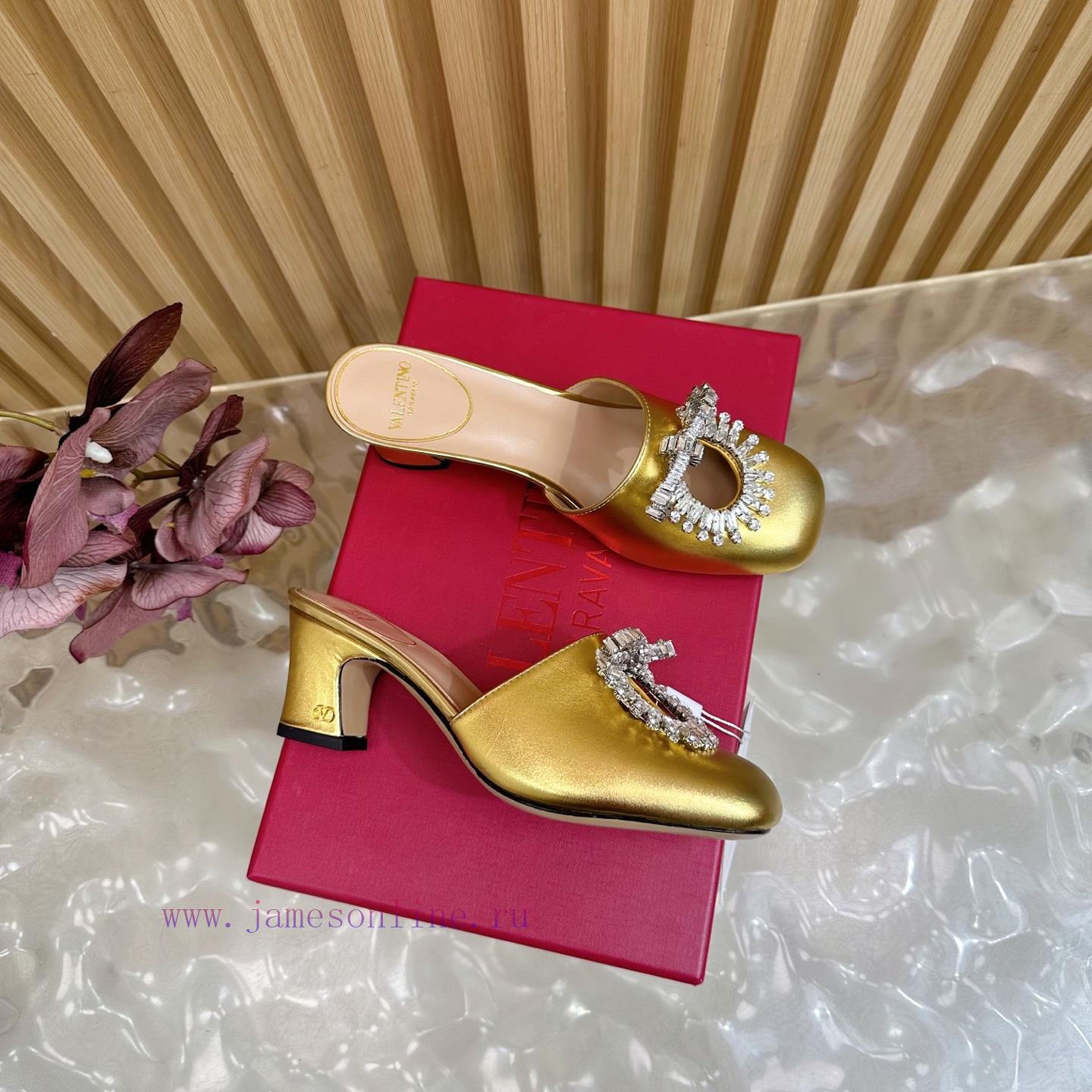 γαλάζιο πεδιλο | 2025 Fashion Show | Valentino Crystal Coarse Heel Half Dragged High Heel Sandals With Beautiful 1msxsw4o | intersport ορειβατικά μποτάκια - Image 3