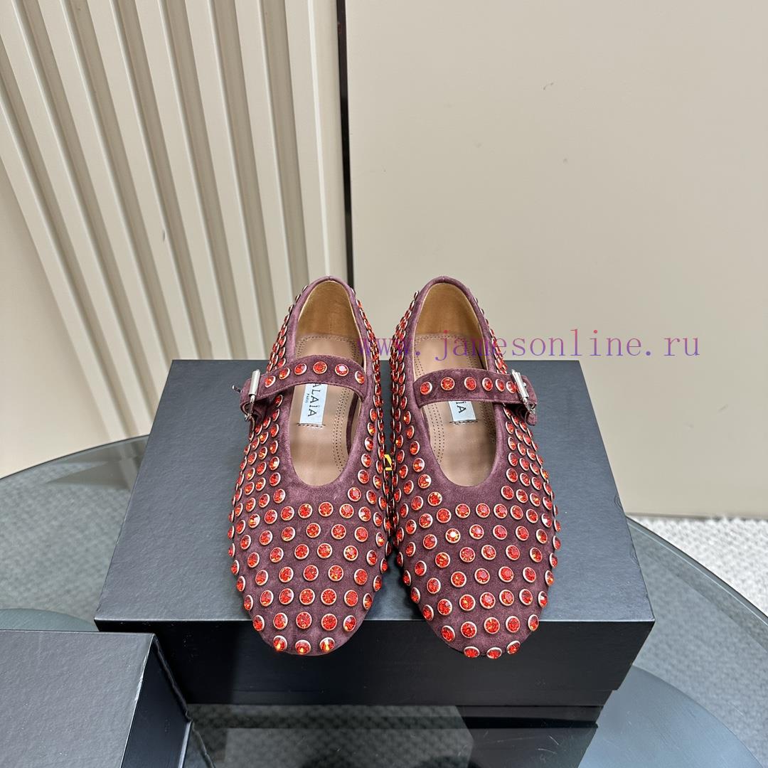 μποτα τυπου ugg | The MostALAIA | French High-end First Tier High-end BrandAzzedine Alaia The Last Artist In The k2czdj83 | columbia μποτες χιονιου - Image 3