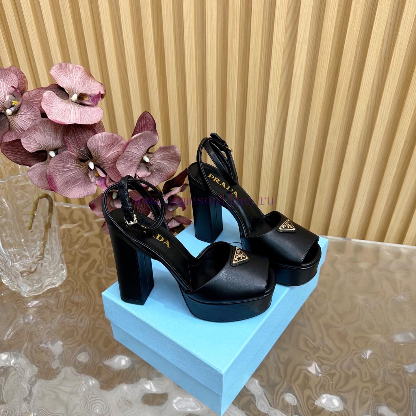 παντοφλες ρεαλ | Prada Original 11 Remakes———————————————2025 Prada Early Spring Fashion Show T-stage Hot Produc iuqn3335 | alpe μποτακια δερματινα - Image 4