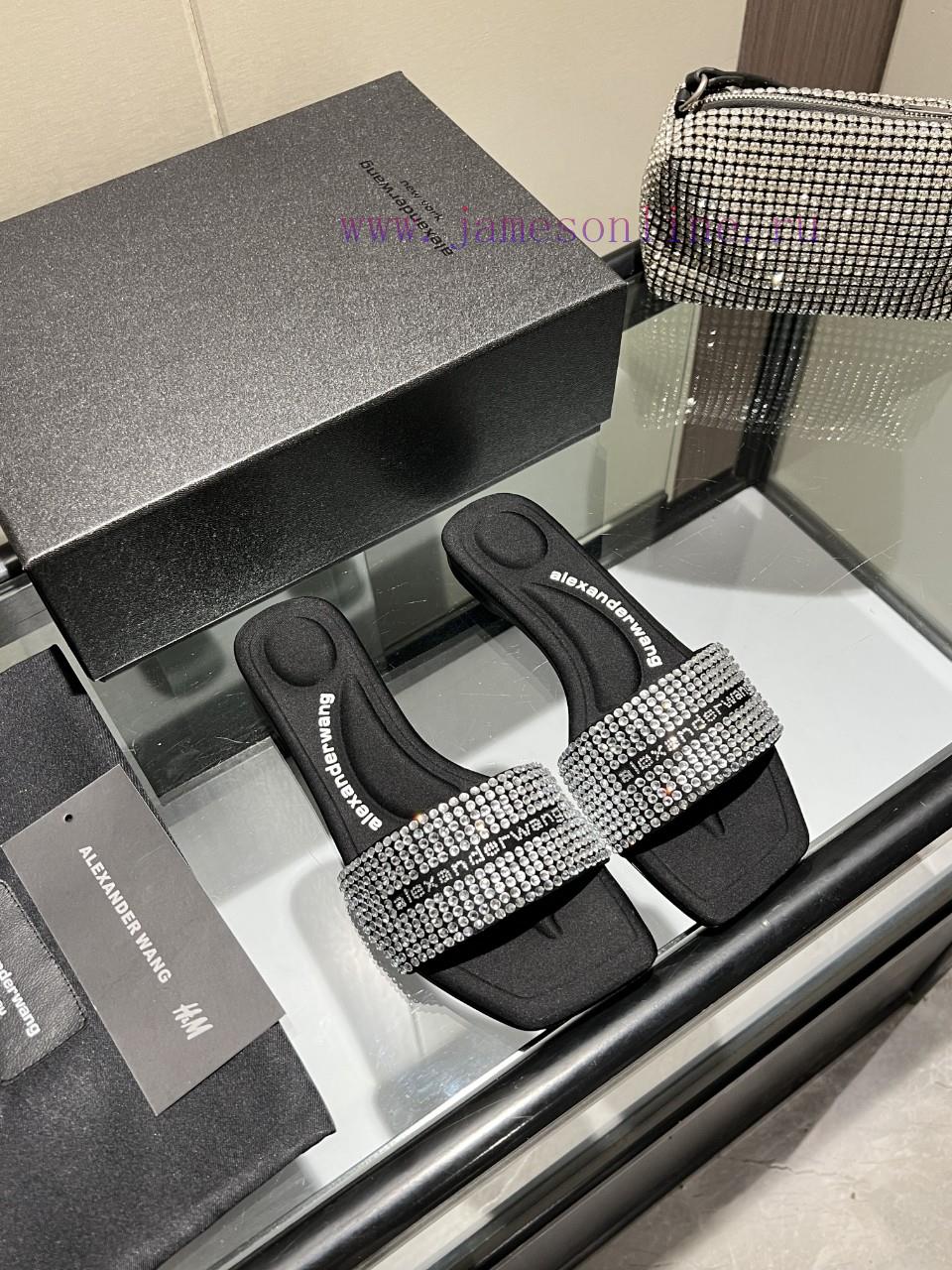 ανδρικα μποτακια χακι με γουνα | Alexander Wang's New Alexander Wang High-heeled Shoes Are A Luxury Item For Women. Alexander Wa 0ob15qfv | γαλοτσες αιγαλεω - Image 3