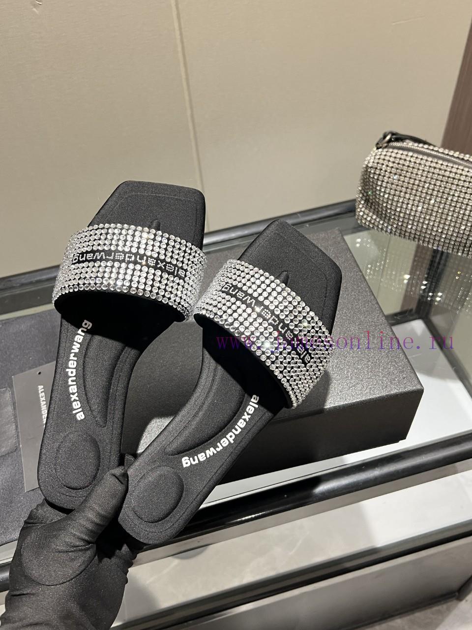 ανδρικα μποτακια χακι με γουνα | Alexander Wang's New Alexander Wang High-heeled Shoes Are A Luxury Item For Women. Alexander Wa 0ob15qfv | γαλοτσες αιγαλεω - Image 7